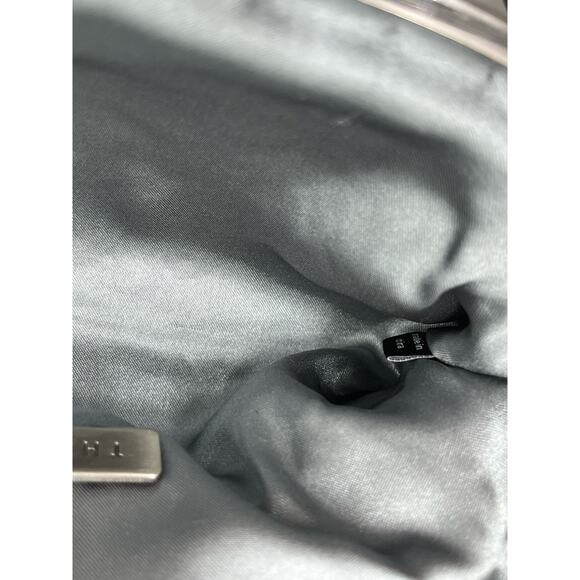 The Limited Handmade Black Silver Tone Kiss Lock Chevron Clutch Bag New - Picture 9 of 10